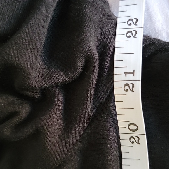 Lane Bryant Top with Sheer Flowing Trim High Low Hem black size 14/16 - Picture 11 of 13